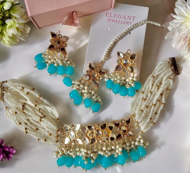 Minal choker frozi