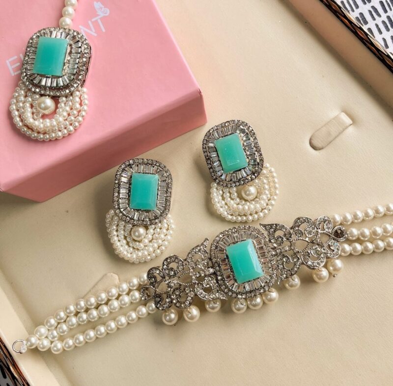 Zahra choker set