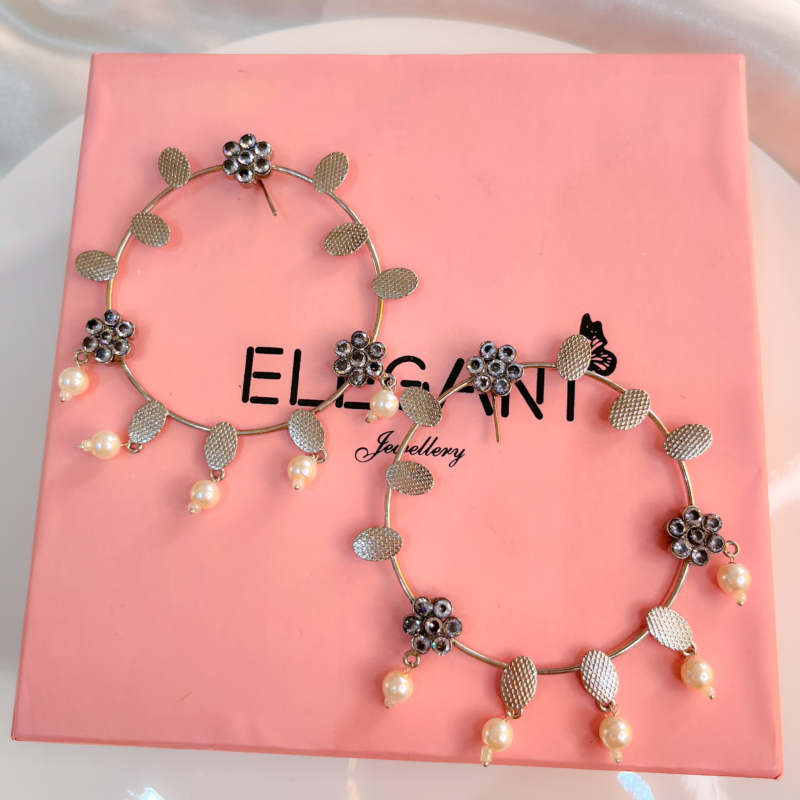 FLORAL HOOPS