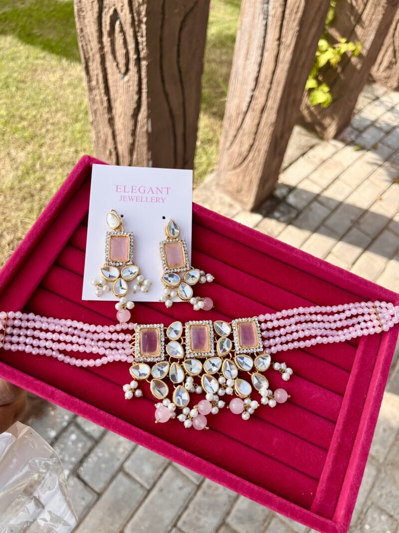 Zohra choker set pink