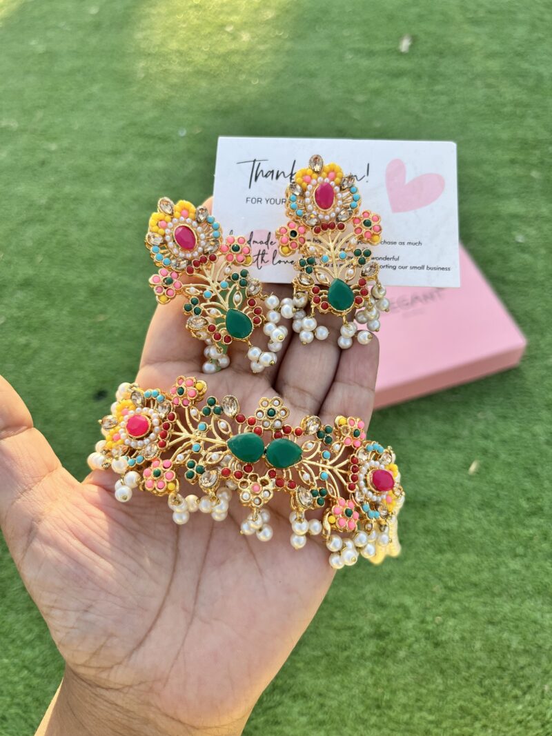 Nauraten choker set