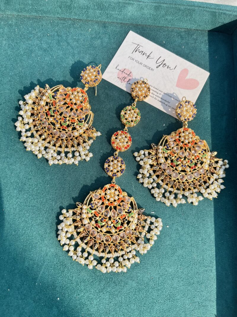 Golden Nauraten earring tikka