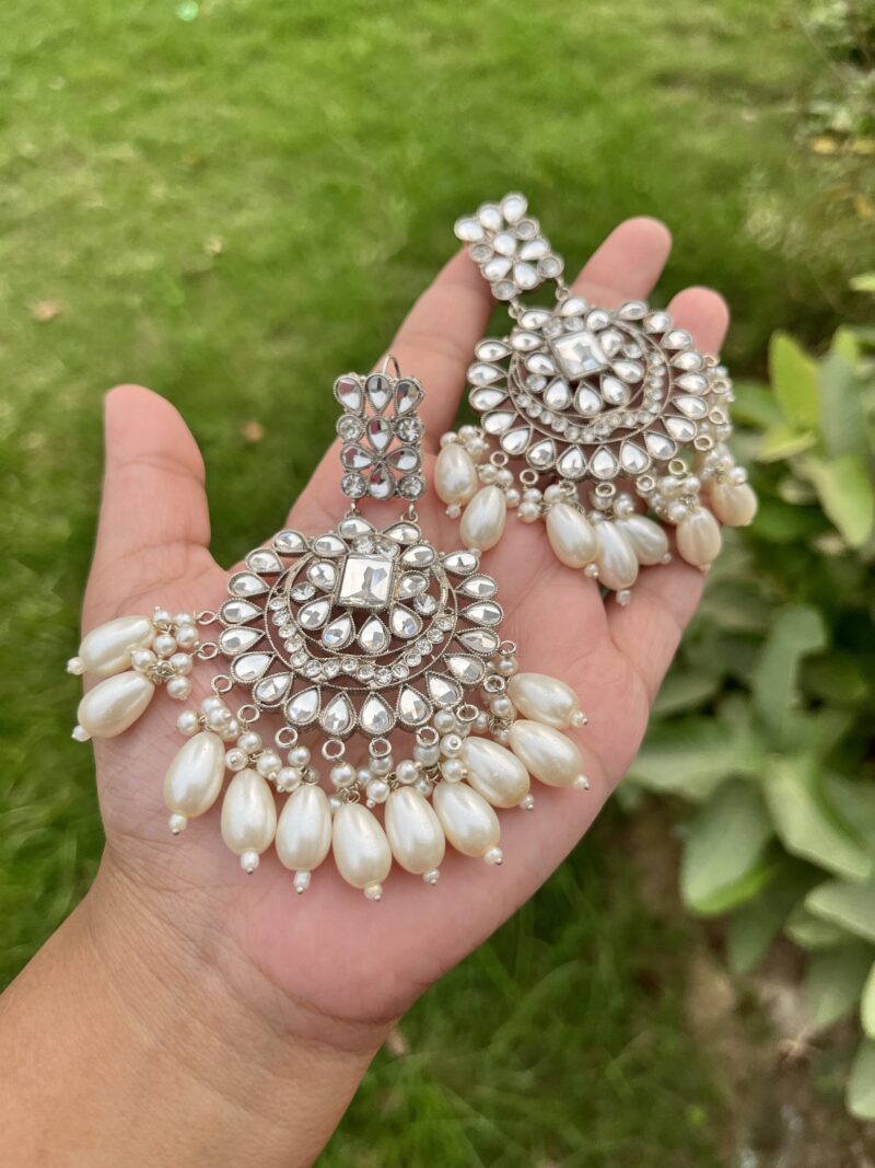 Neelum earring tikka