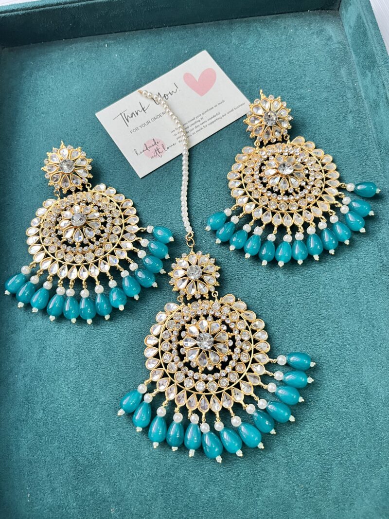Earring tikka
