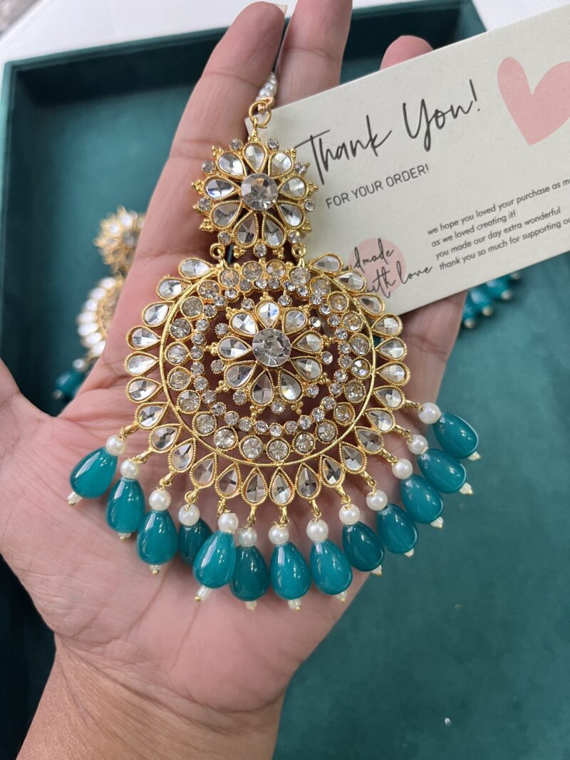 Earring tikka