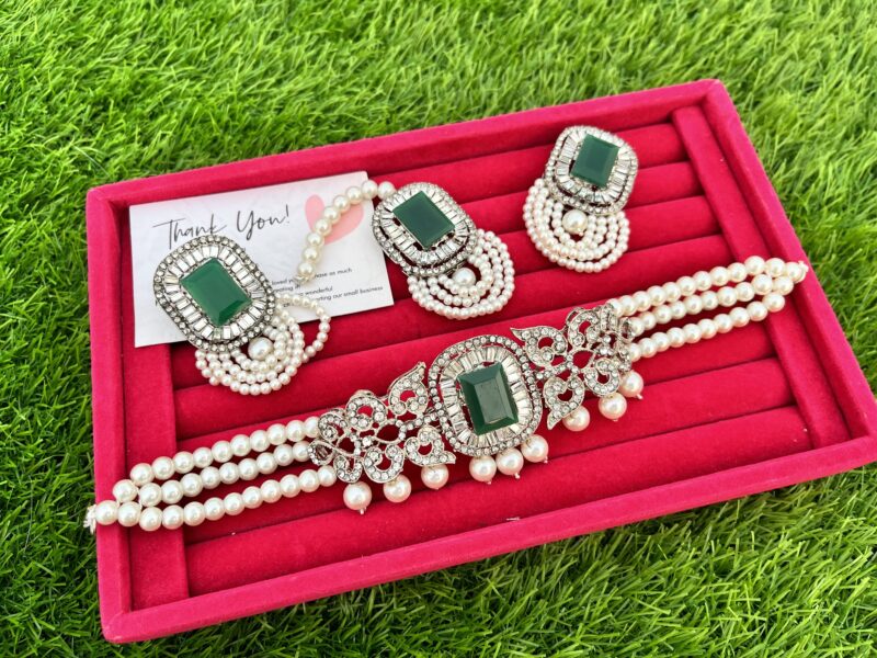ZAHRA choker set