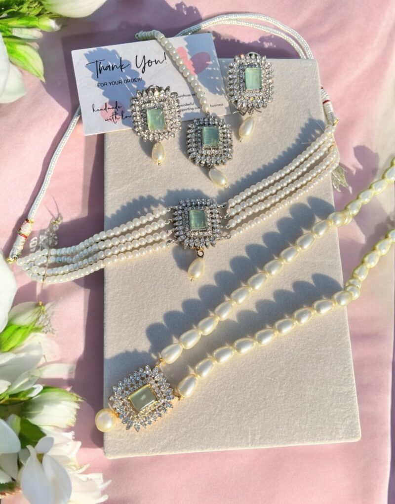 Jeenifer set with mala