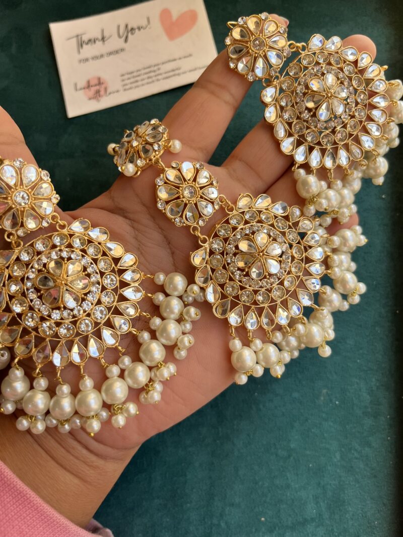 Meerub earring tikka