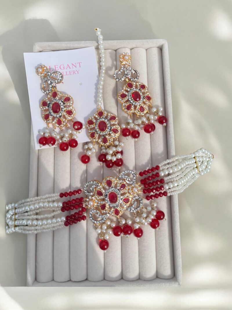 Wajiha choker set