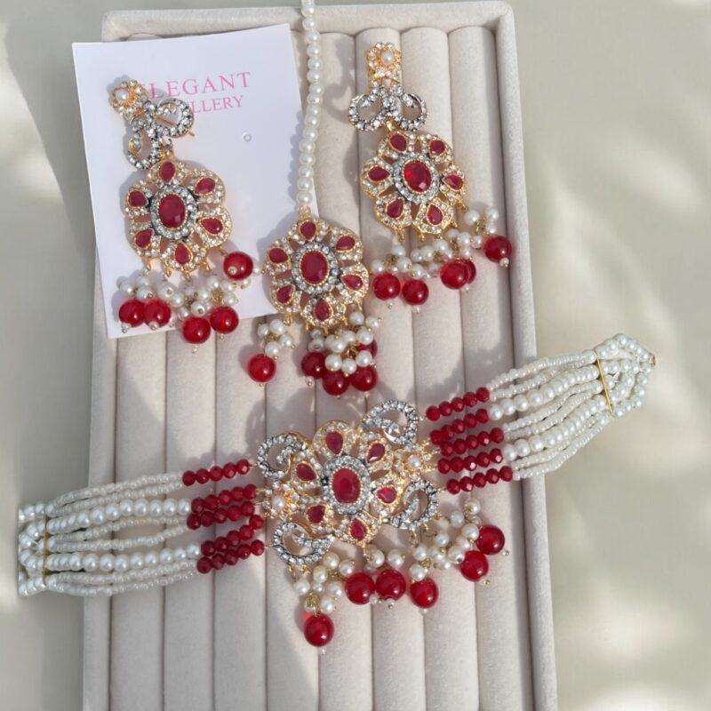 Wajiha choker set