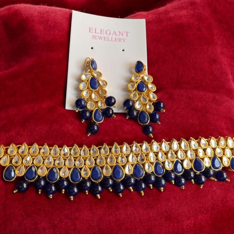 Inaya choker set