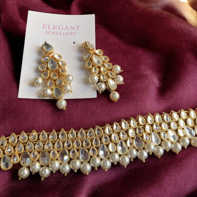 Inaya choker set