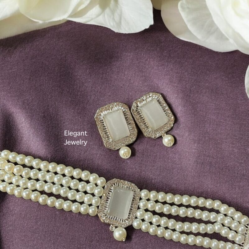 Lucy choker set