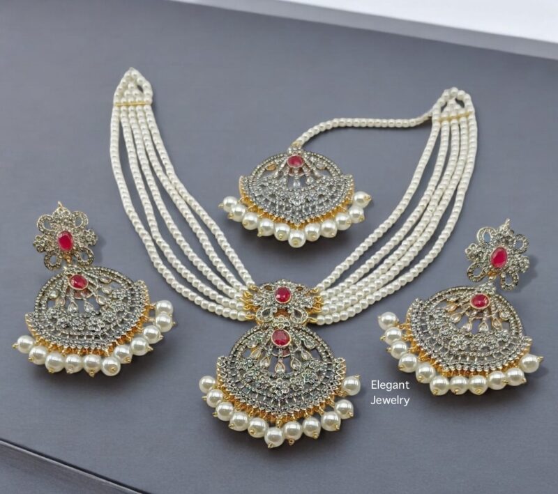 Laraib choker set