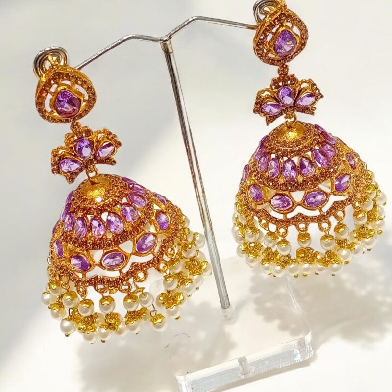 Naurattan Jhumki