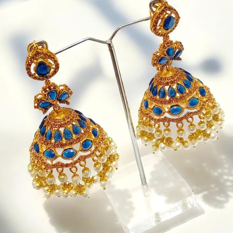 Naurattan Jhumki