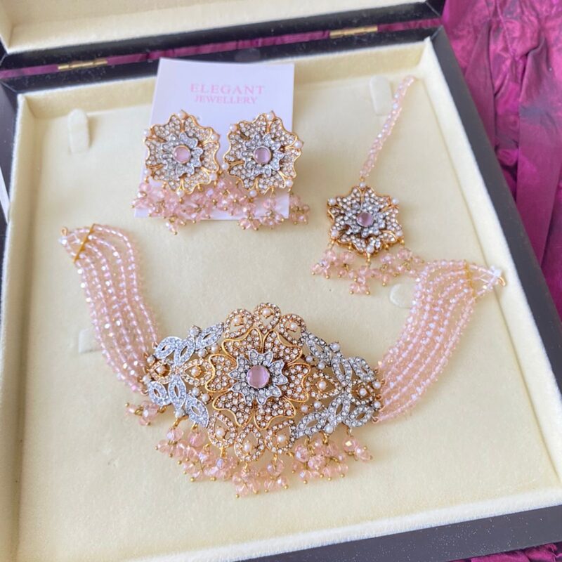 Delish choker set