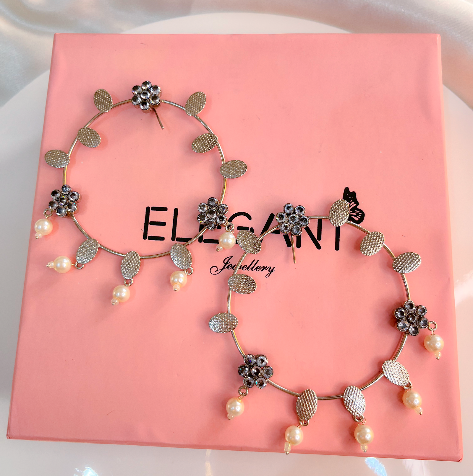 FLORAL HOOPS