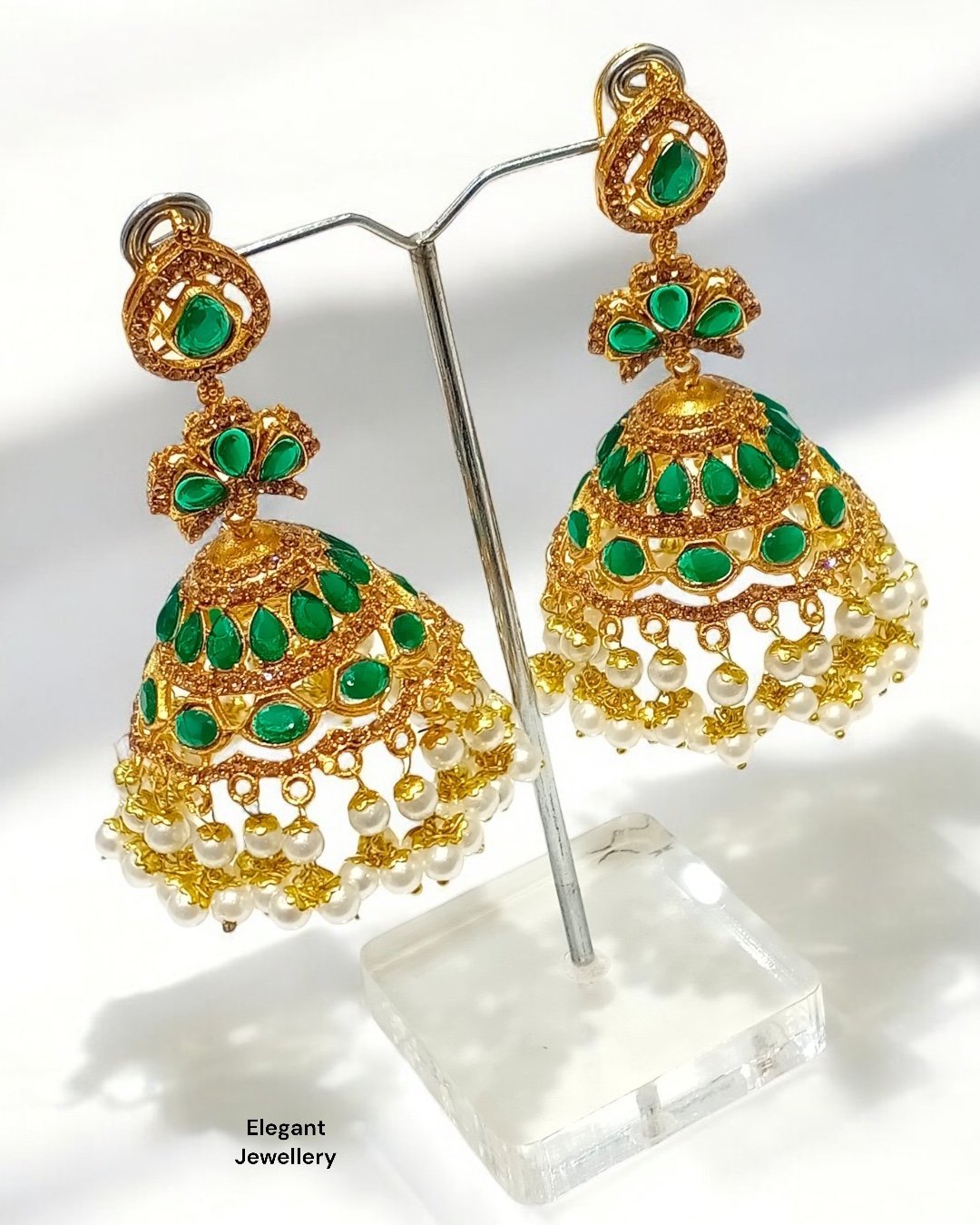Naurattan Jhumki