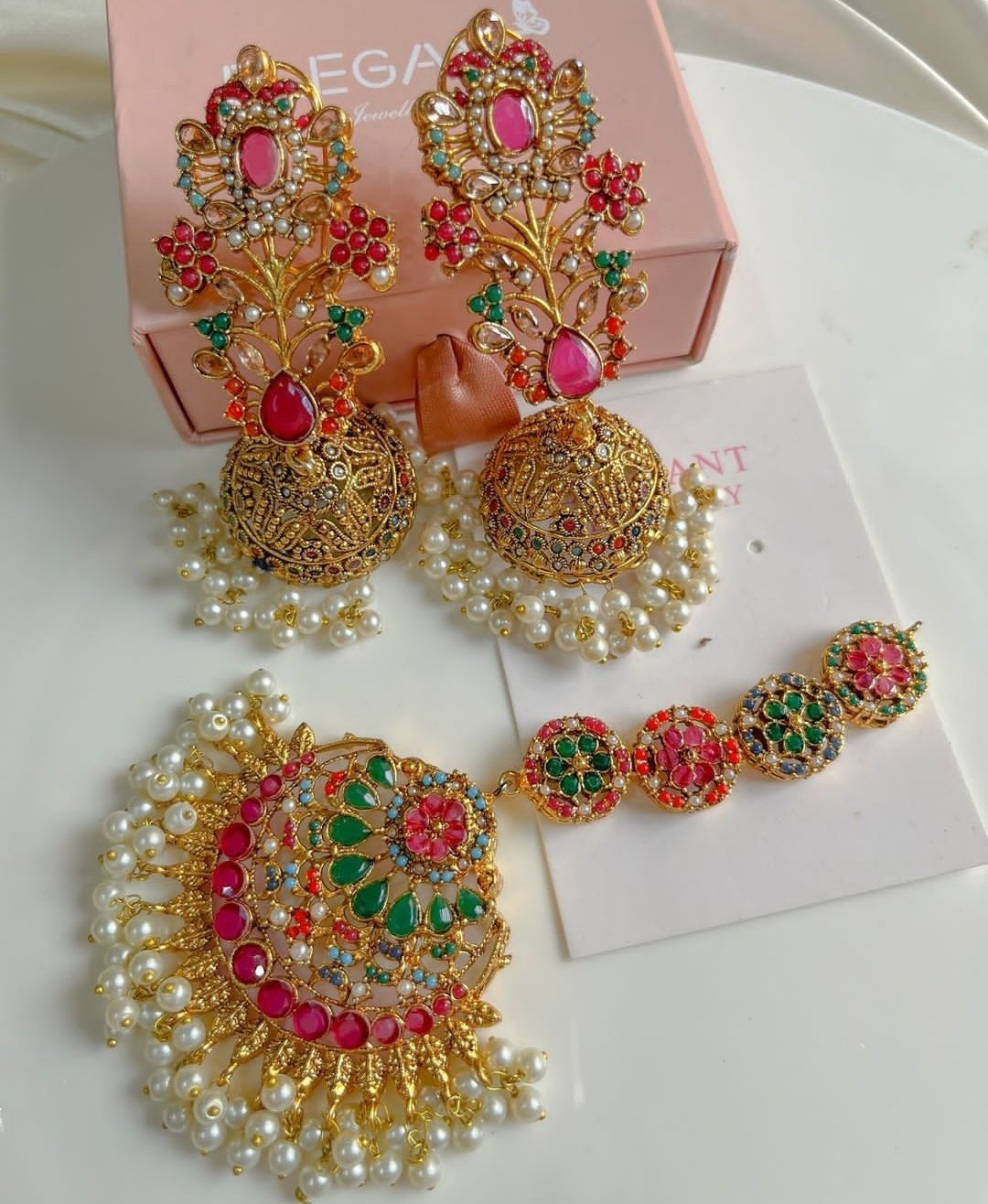 Nori earring tikka