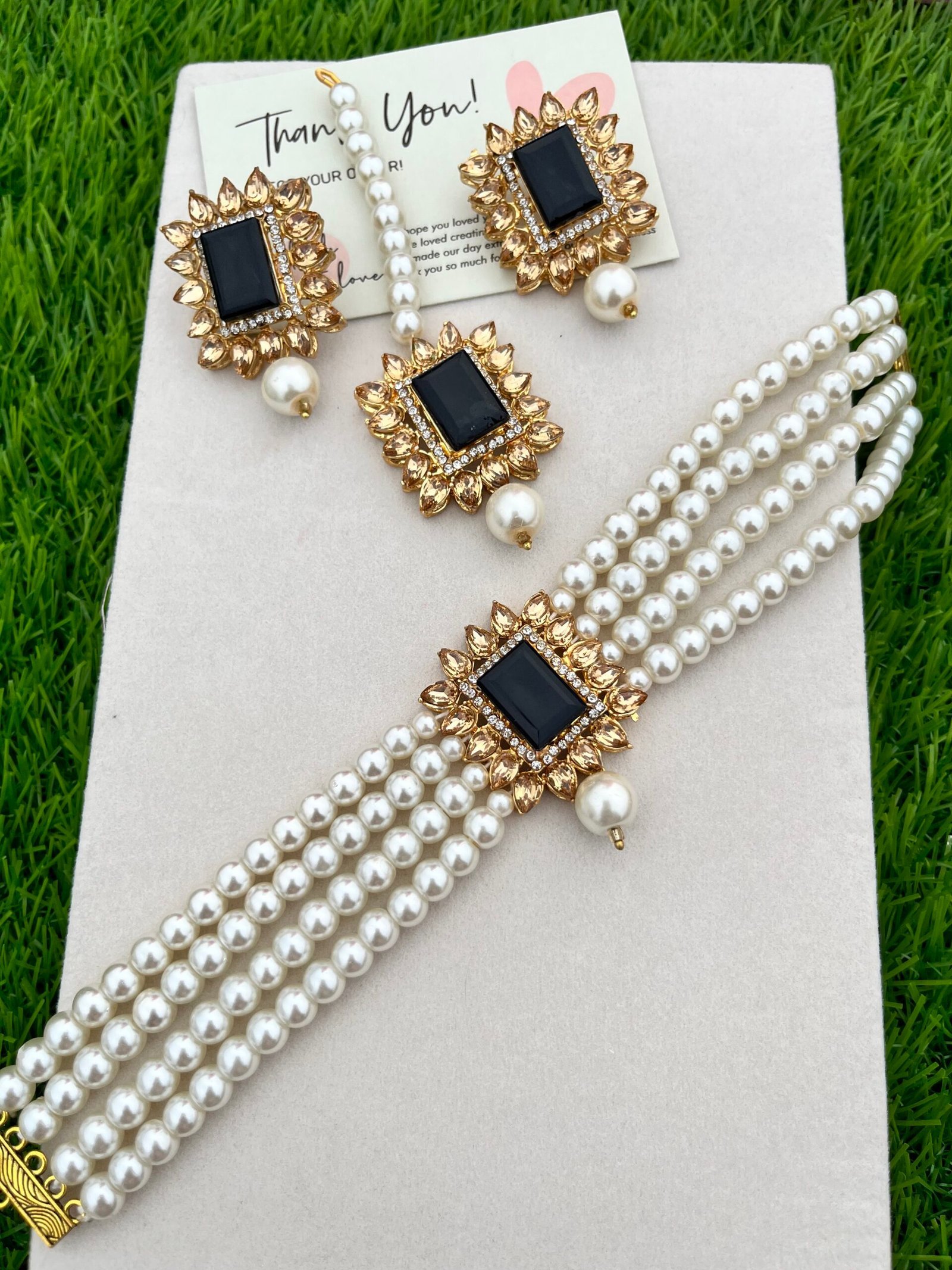 Amal choker set