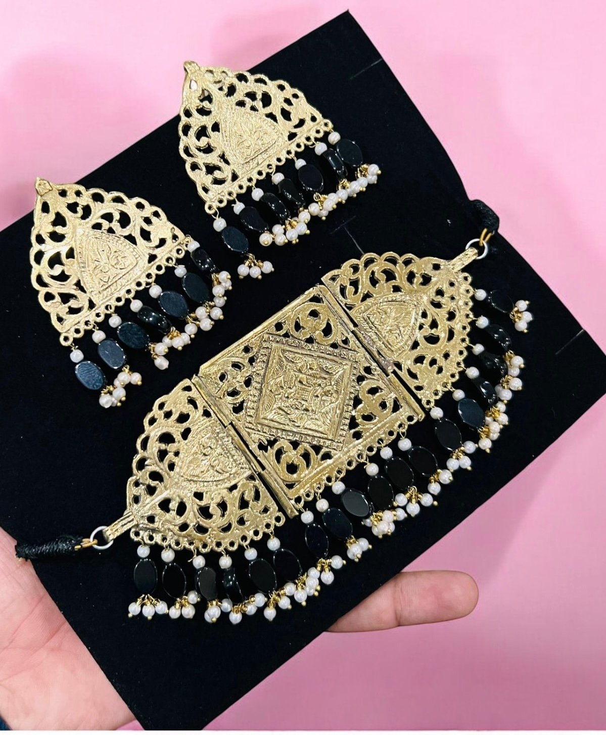 Afghni siya choker set