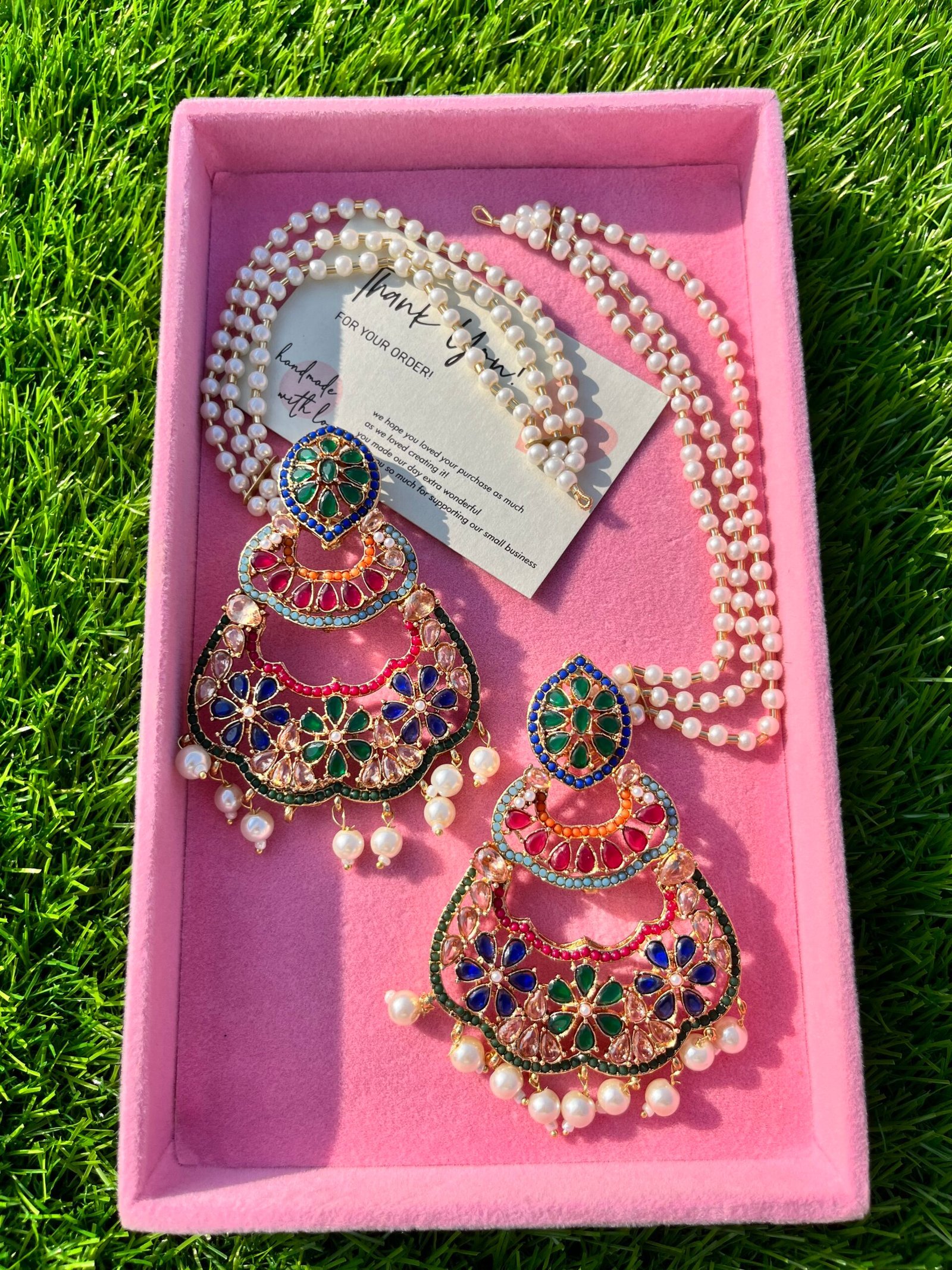 Rangreeza earrings with sahras