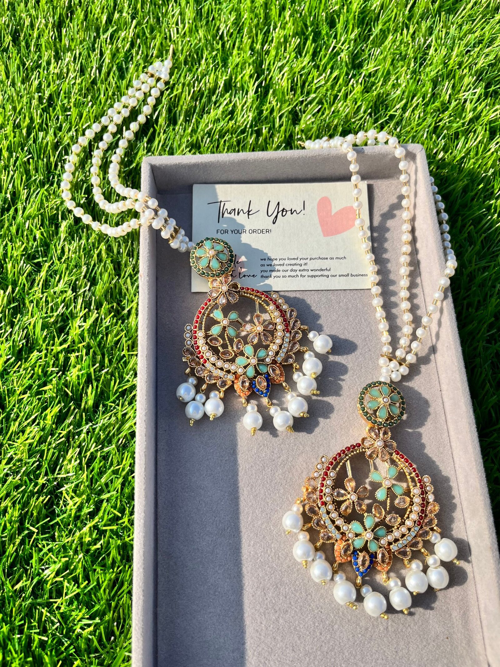 Rano earrings with saharas