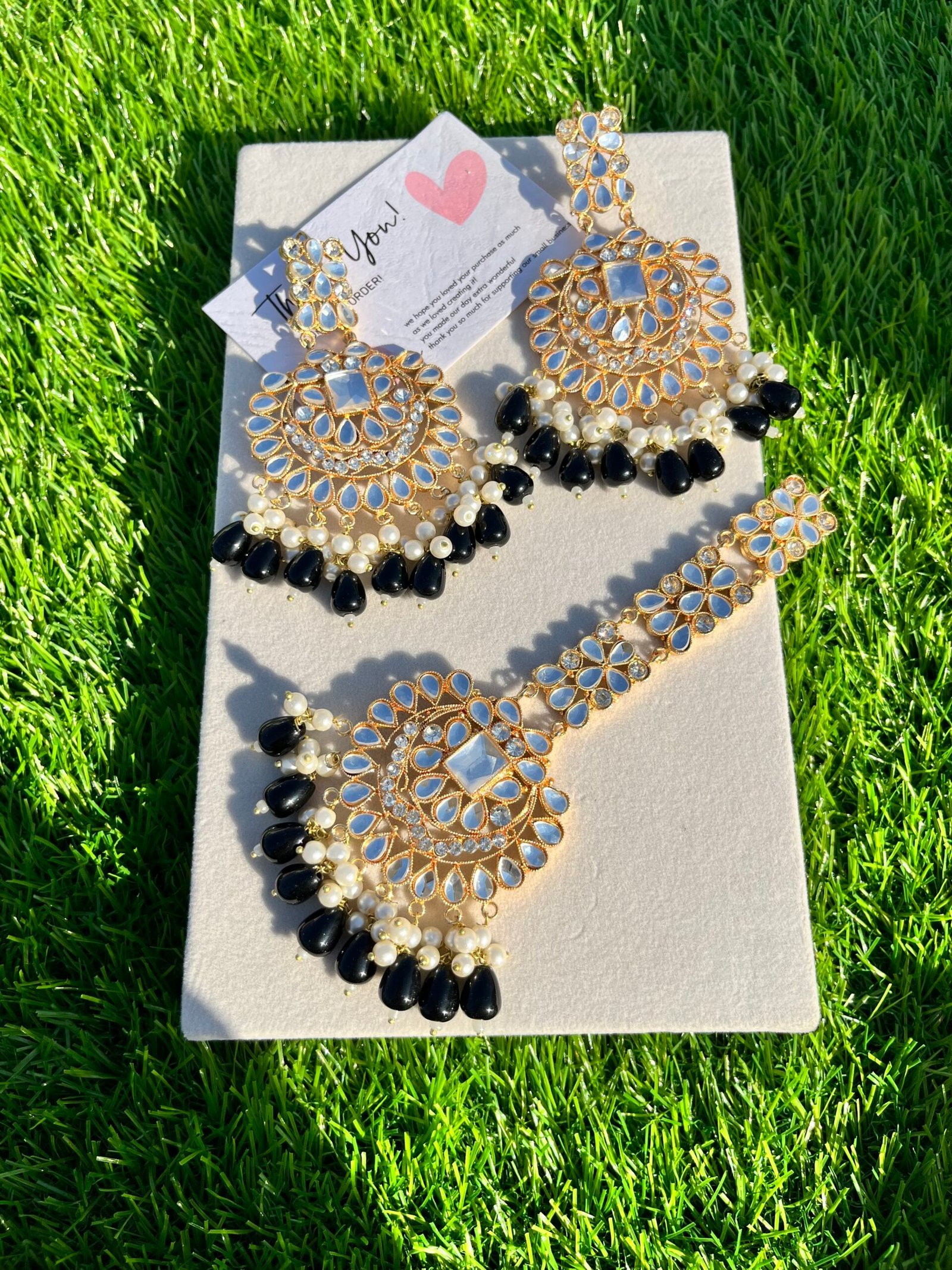 Neelum earring tikka black