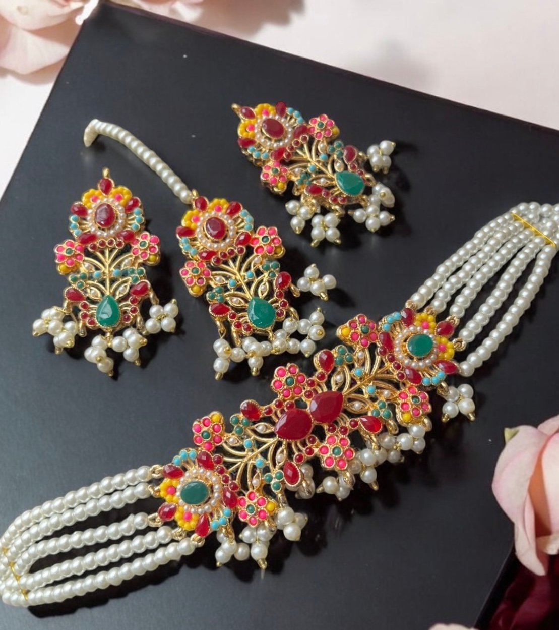 Nauratan choker set