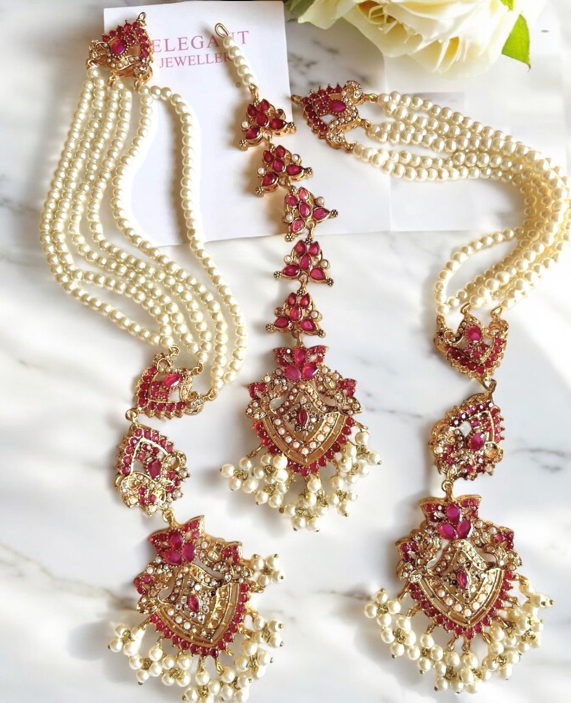 Earring tikka