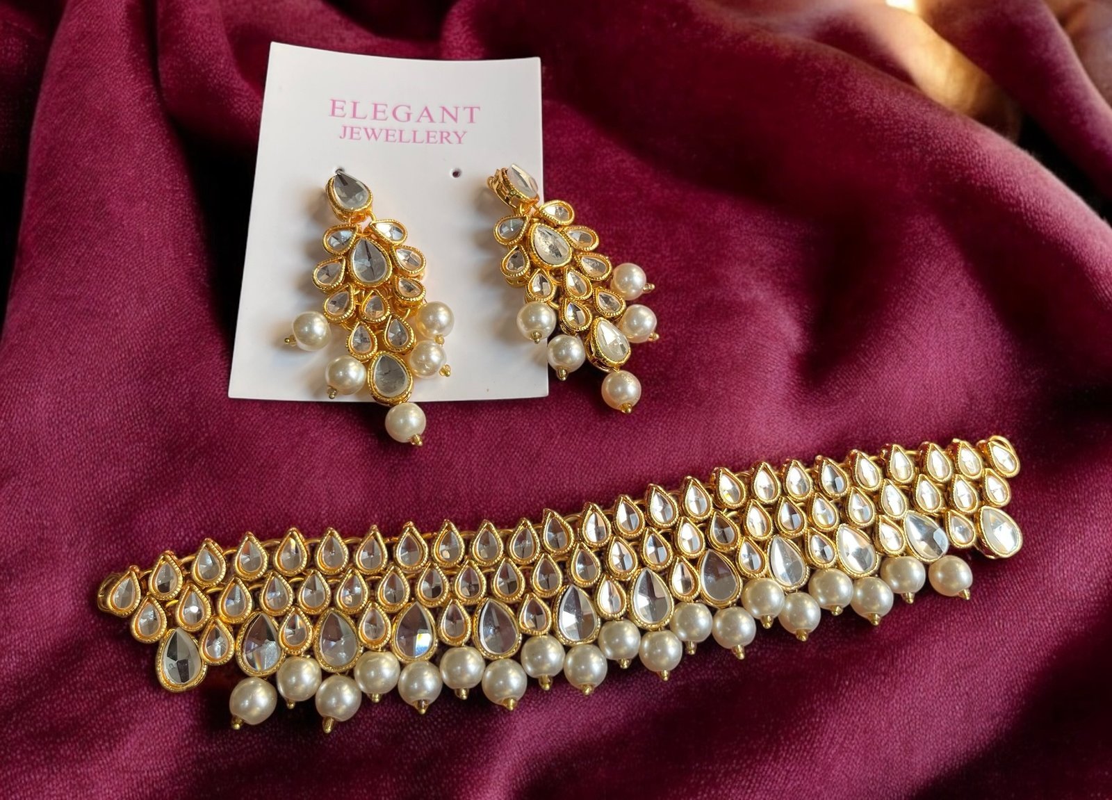 Inaya choker set