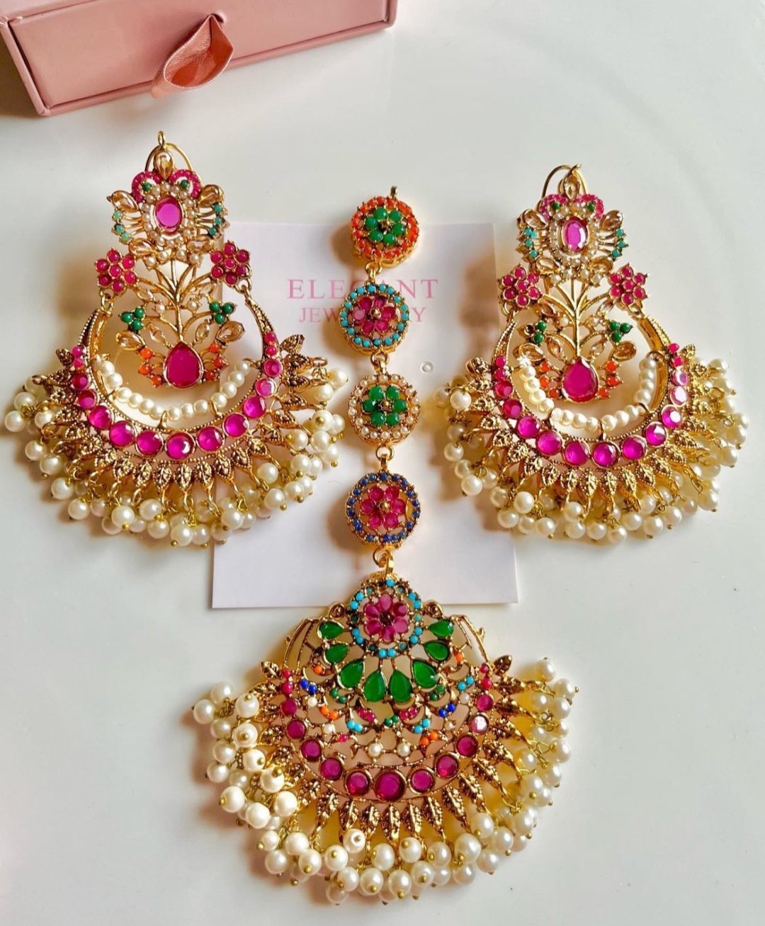 Nauraten earring tikka